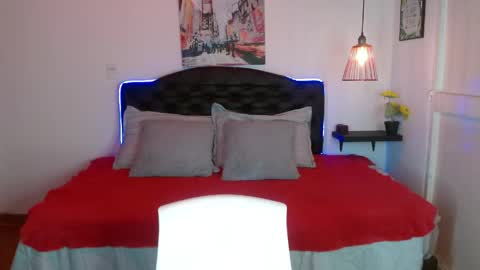 Snapshot of mylu_xx chatting on May 5, 2026, 1:52 pm MYLU online show from May 5, 2026, 1:52 pm