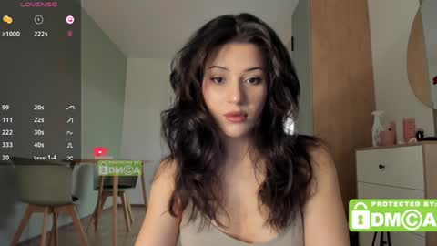 hey its Mel online show from December 2, 2024, 8:09 am