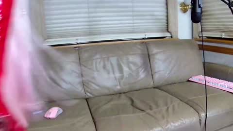 Snapshot of mymindbreaks2 chatting on December 22, 2024, 10:58 pm mymindbreaks online show from December 22, 2024, 10:58 pm