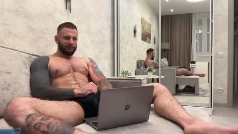 Snapshot of mynameismartin chatting on December 9, 2024, 6:14 pm mynameismartin online show from December 9, 2024, 6:14 pm