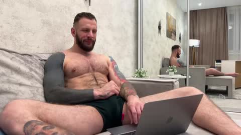 Snapshot of mynameismartin chatting on January 21, 2025, 5:20 pm mynameismartin online show from January 21, 2025, 5:20 pm