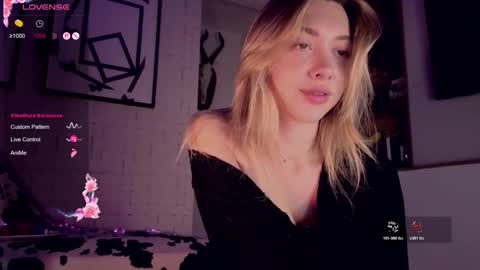 Snapshot of mynameisnikki_ chatting on November 21, 2025, 6:23 am mynameisnikki_ online show from November 21, 2025, 6:23 am