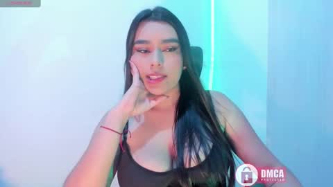 Bella online show from October 4, 2025, 10:41 pm