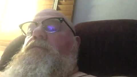 myqueen76myqueen76 online show from April 27, 2026, 1:14 am