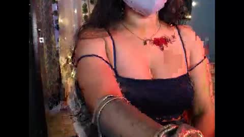 Snapshot of myra_luxe9 chatting on May 17, 2026, 3:08 pm Myra Kannu online show from May 17, 2026, 3:08 pm