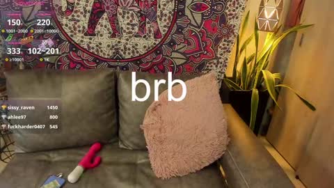 Snapshot of mysaris3 chatting on January 20, 2025, 10:48 pm S A R A online show from January 20, 2025, 10:48 pm