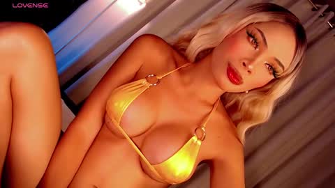 Olivia online show from March 10, 2025, 5:54 am