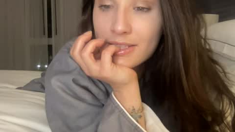 Snapshot of mysteriousmadam_ chatting on April 1, 2026, 12:55 am mysteriousmadam_ online show from April 1, 2026, 12:55 am