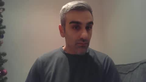 Snapshot of mystery2025 chatting on December 15, 2024, 10:04 pm Mystery2025 online show from December 15, 2024, 10:04 pm