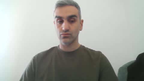 Snapshot of mystery2025 chatting on October 21, 2025, 10:27 am Mystery2025 online show from October 21, 2025, 10:27 am