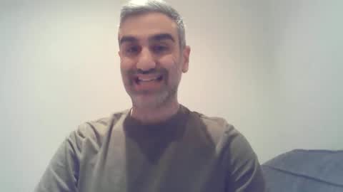 Snapshot of mystery2025 chatting on November 2, 2025, 9:17 pm Mystery2025 online show from November 2, 2025, 9:17 pm