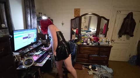 Snapshot of mysteryblue62 chatting on November 30, 2025, 12:14 am Mystery Blue and Mistress Prude online show from November 30, 2025, 12:14 am