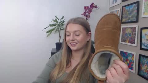 Erica online show from January 16, 2025, 12:42 pm