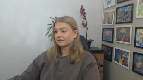 Erica online show from November 26, 2025, 8:26 am