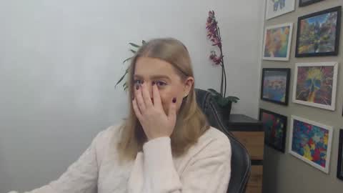 Erica online show from December 2, 2025, 7:57 am