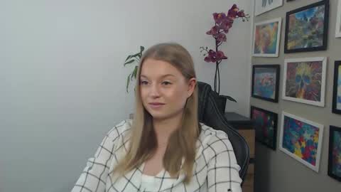 Erica online show from April 28, 2026, 11:37 am