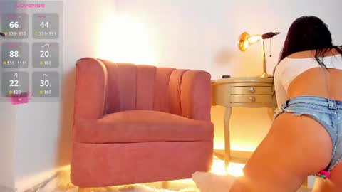 Snapshot of mystic_carito chatting on June 27, 2026, 8:25 pm mystic carito online show from June 27, 2026, 8:25 pm