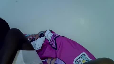 mystic_desire3 online show from April 19, 2026, 4:06 pm