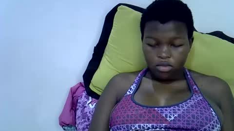 mystic_desire3 online show from April 21, 2026, 1:53 am