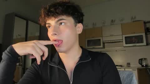 Evan Brown online show from October 6, 2025, 2:14 pm