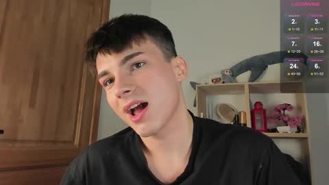 Evan Brown online show from November 24, 2025, 4:29 pm