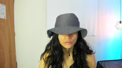 mystical_meteor online show from May 1, 2026, 6:34 pm