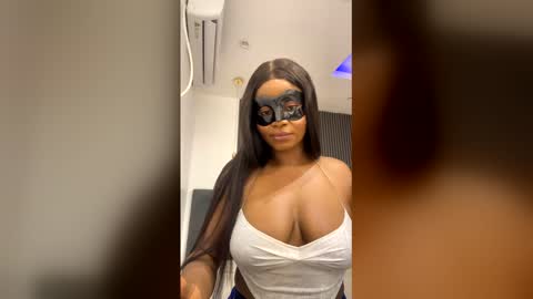 Snapshot of mysticalee1 chatting on December 3, 2025, 11:41 am BIG BOOTY MYSTICA LEE online show from December 3, 2025, 11:41 am