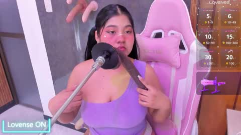 Snapshot of mysticlatina chatting on November 19, 2025, 11:43 am mysti online show from November 19, 2025, 11:43 am