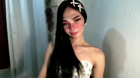 Snapshot of mysticofcum22 chatting on October 12, 2025, 7:18 am Krestine online show from October 12, 2025, 7:18 am