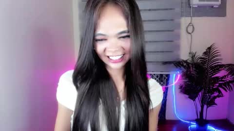 Snapshot of mysticofcum22 chatting on November 25, 2025, 1:33 pm Krestine online show from November 25, 2025, 1:33 pm