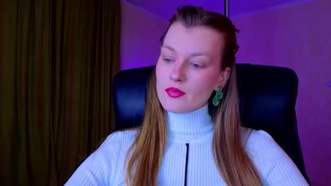 mysticvenus_ online show from February 9, 2026, 4:11 pm