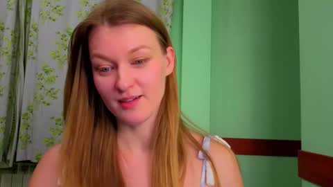 mysticvenus_ online show from March 19, 2026, 7:18 pm
