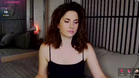 Angeline online show from June 22, 2026, 8:06 pm