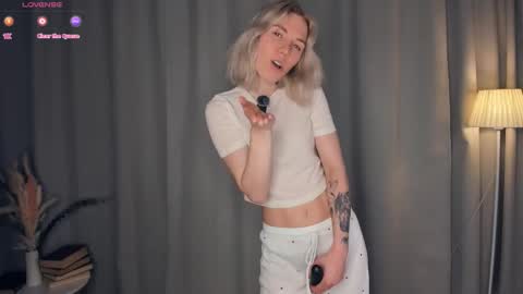 Olivia or just olive online show from March 9, 2026, 7:40 pm