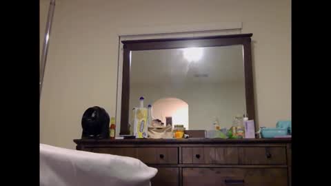 mzthundabootie online show from March 18, 2026, 2:04 am