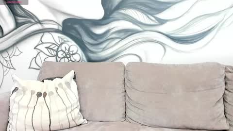 Eva  online show from April 30, 2026, 3:24 am