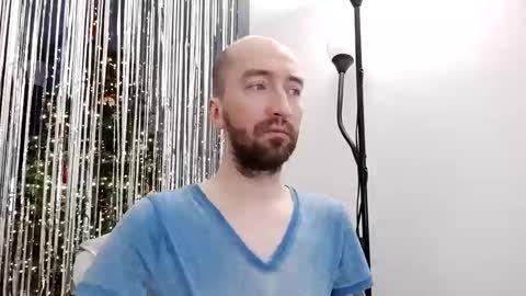 Snapshot of n22day22 chatting on January 1, 2025, 9:20 pm Mr Bigmagnum online show from January 1, 2025, 9:20 pm