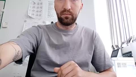 Snapshot of n22day22 chatting on September 9, 2025, 8:14 am Mr Bigmagnum online show from September 9, 2025, 8:14 am