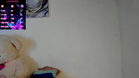 Snapshot of n_tiana chatting on July 8, 2026, 3:22 am Tiana online show from July 8, 2026, 3:22 am