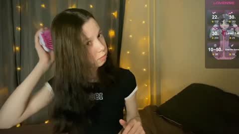 Snapshot of na_prikole_ chatting on January 31, 2025, 7:18 pm Vanessa and Julia online show from January 31, 2025, 7:18 pm