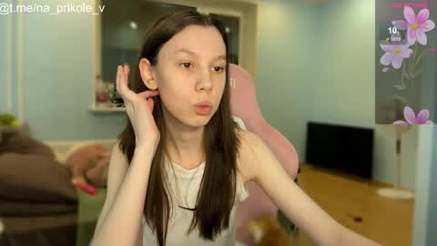 Snapshot of na_prikole_ chatting on October 17, 2025, 7:27 pm Vanessa and Julia online show from October 17, 2025, 7:27 pm