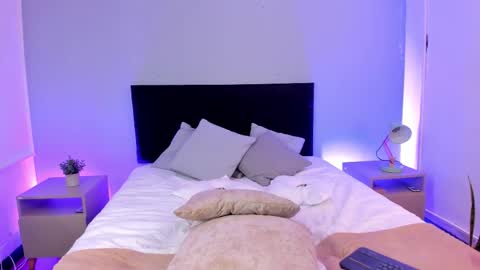 AMY online show from November 26, 2025, 7:15 pm