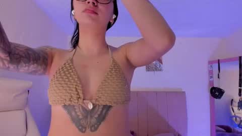 anny online show from September 8, 2025, 9:58 pm