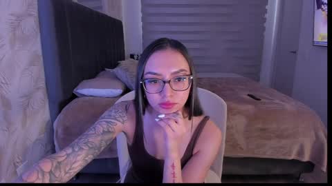 Snapshot of naath_ chatting on April 5, 2026, 7:55 pm anny online show from April 5, 2026, 7:55 pm
