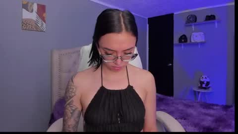 Snapshot of naath_ chatting on April 19, 2026, 12:43 am anny online show from April 19, 2026, 12:43 am