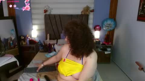 Snapshot of nadia_84 chatting on June 23, 2026, 7:45 pm nadia_84 online show from June 23, 2026, 7:45 pm
