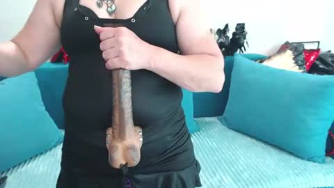 NadiaFemDom online show from August 3, 2026, 6:00 pm