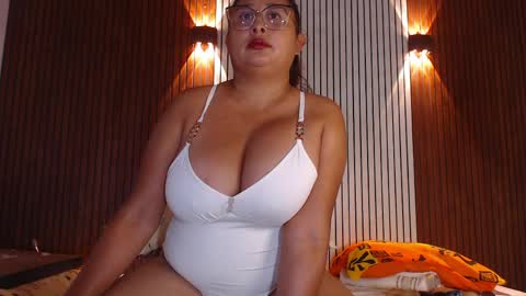Nadia online show from May 2, 2026, 9:36 am