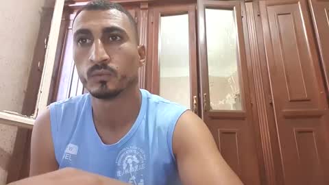 Snapshot of nadirff16 chatting on October 28, 2025, 1:14 pm V online show from October 28, 2025, 1:14 pm