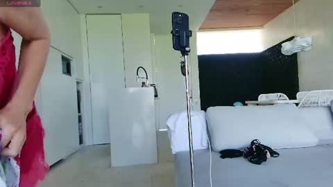 Snapshot of nadyabasinger chatting on June 19, 2026, 1:43 am nadyabasinger online show from June 19, 2026, 1:43 am